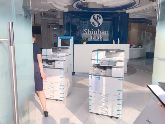 Ngân hàng Shinhank thuê máy photocopy của phong vũ